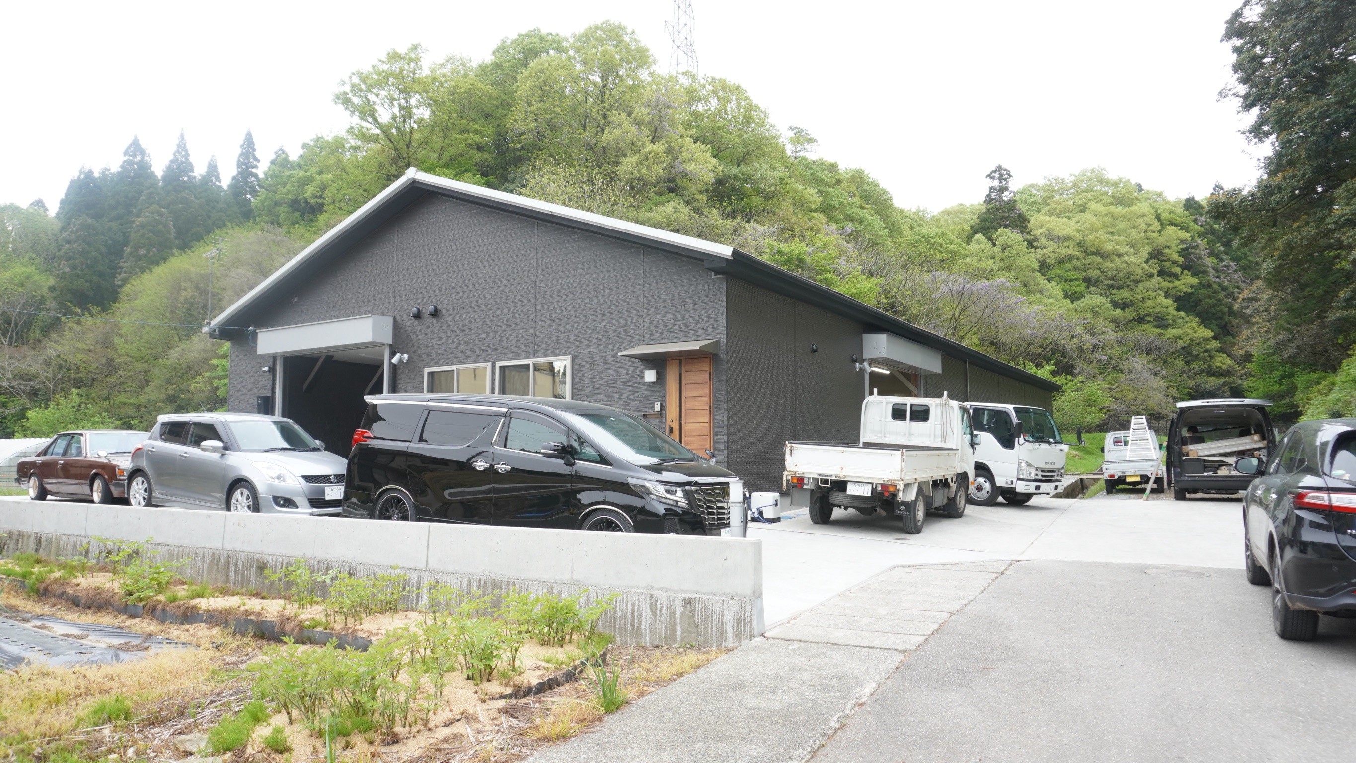 LINE_ALBUM_MOMOTORI 本社移転 改修工事（after）_260306_1